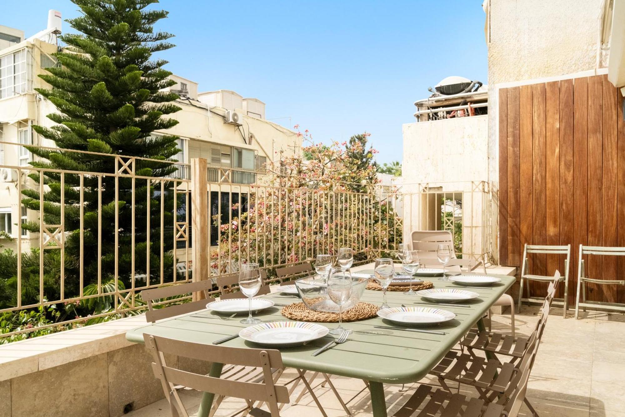 Penthouse & Terrace Near Hilton By Feelhome Тель-Авив Экстерьер фото